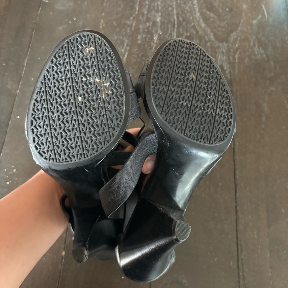 MMK MICHAEL Michael Kors Black Leather Strappy Sandals Heels Sexy Size 7.5‎ - Picture 11 of 12